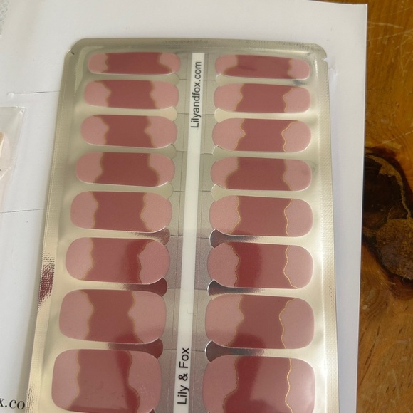 New Lily & Fox 3 sets of nail wraps. Spa day! Manicure! - Picture 3 of 7